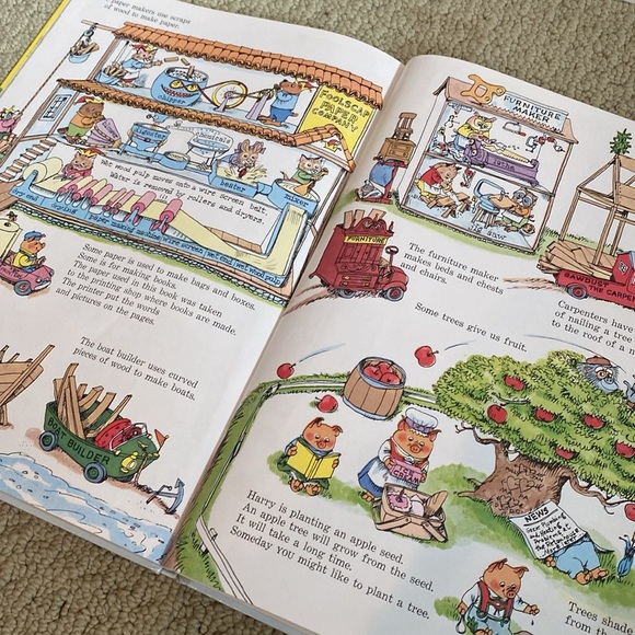 3 x Richard Scarry Hardcovers - Picture 8 of 10